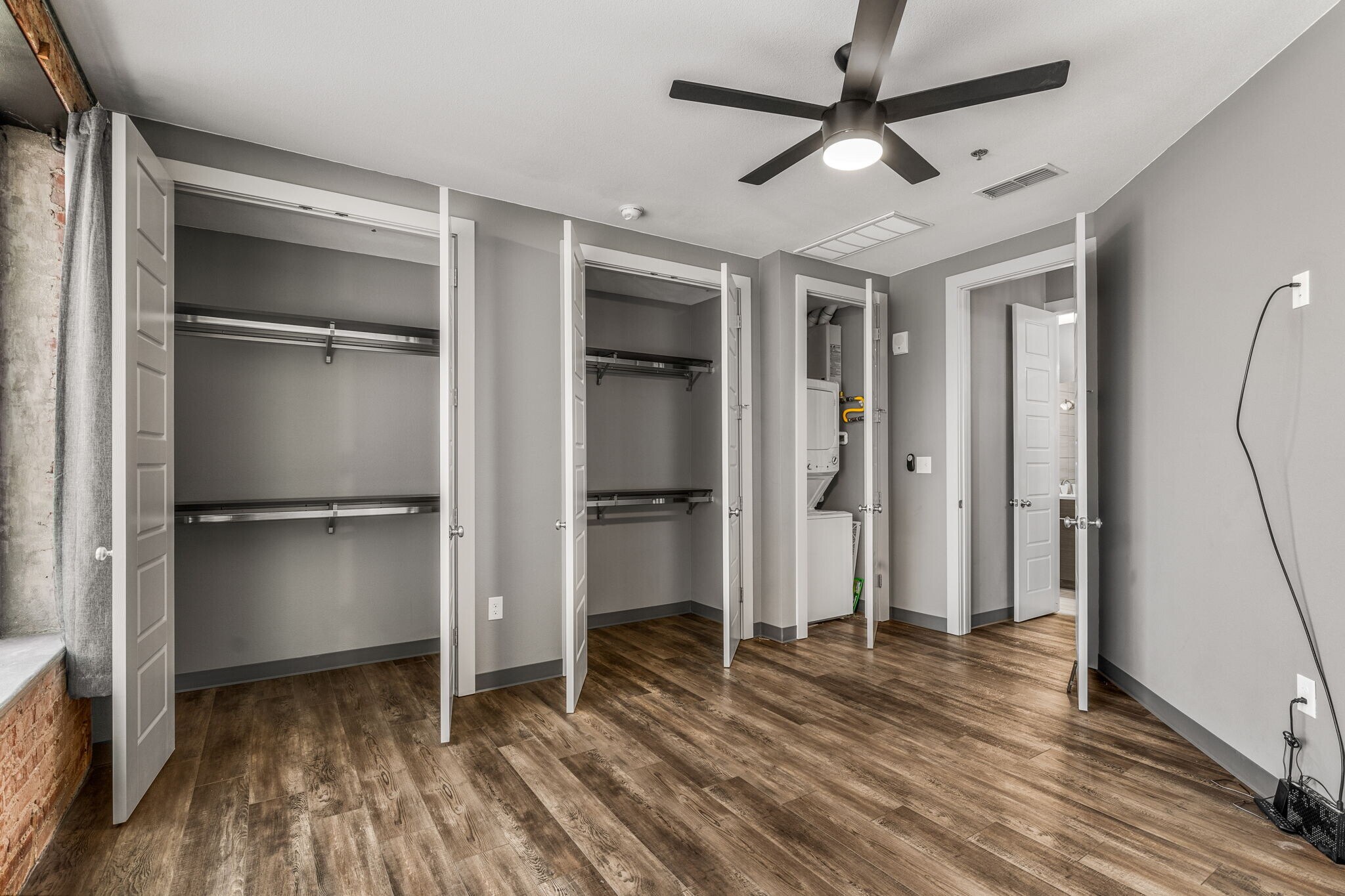 Building Photo - 901 9th St