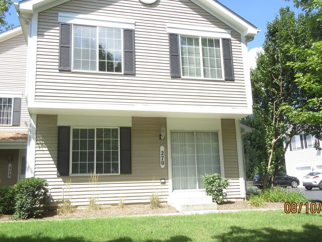 Building Photo - 270 Sandhurst Ln