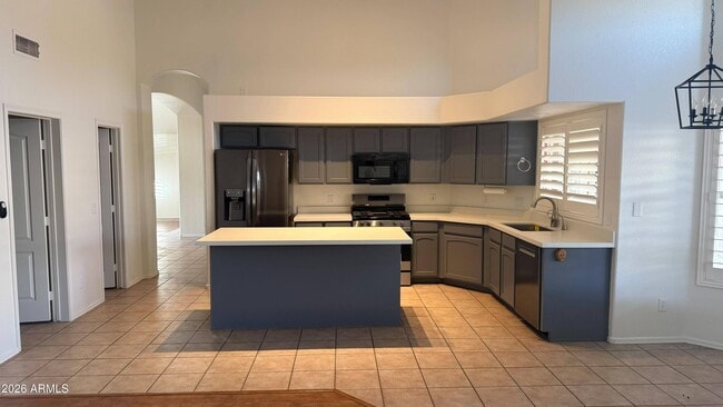 Building Photo - 9621 W Potter Dr