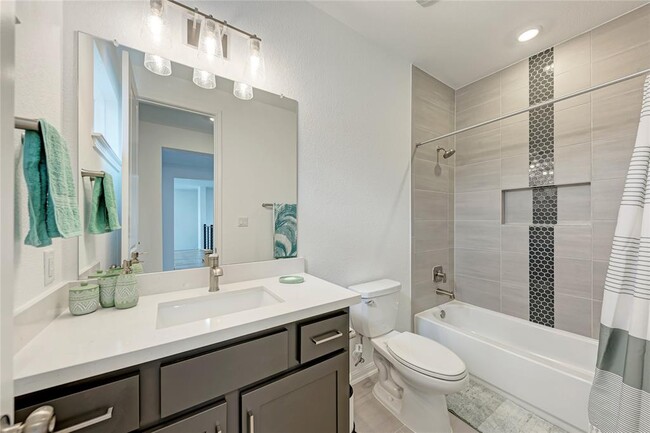 Building Photo - 2420 Novara Trl