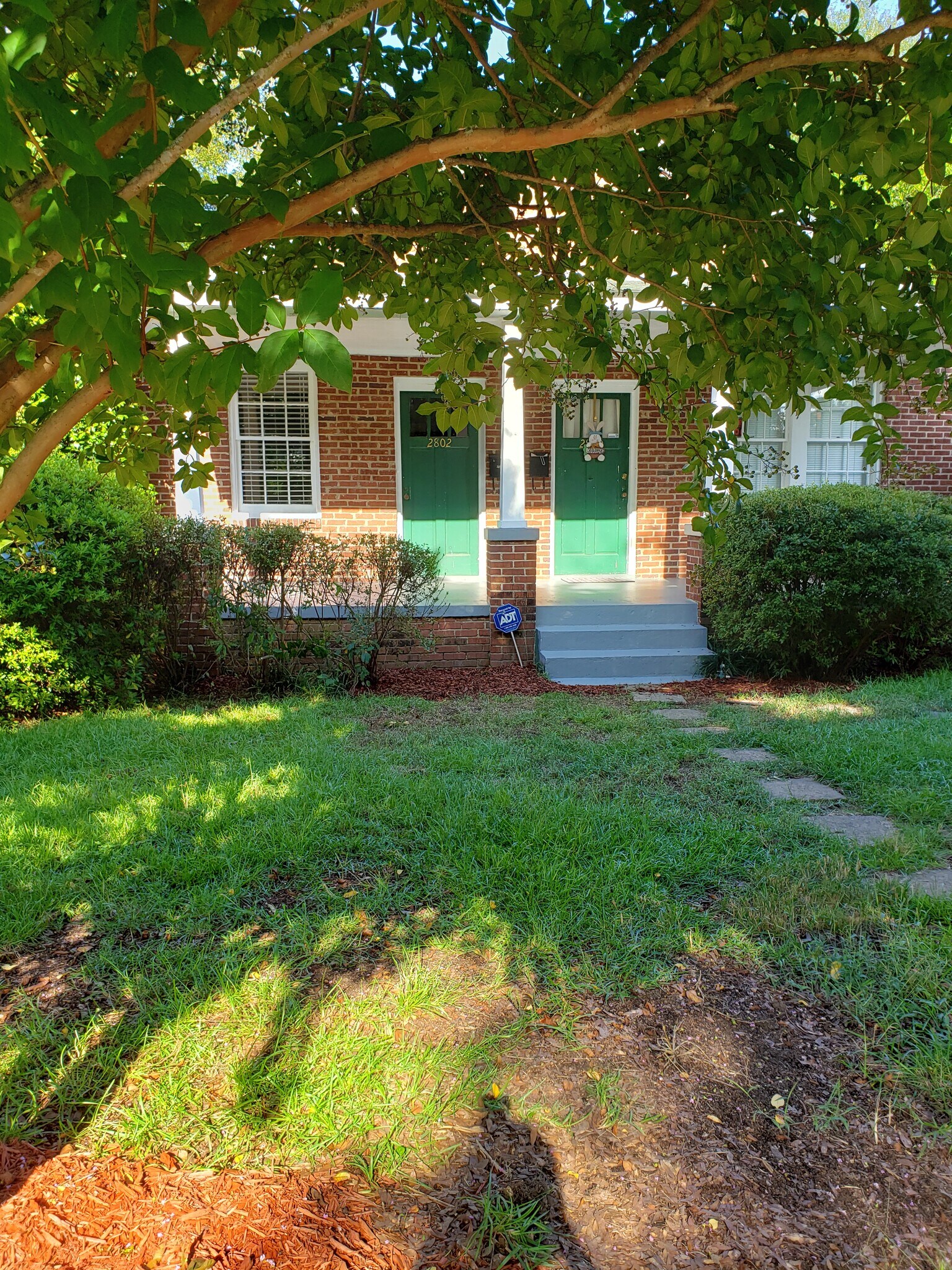 2800-2802 Grace - 2800 Grace St