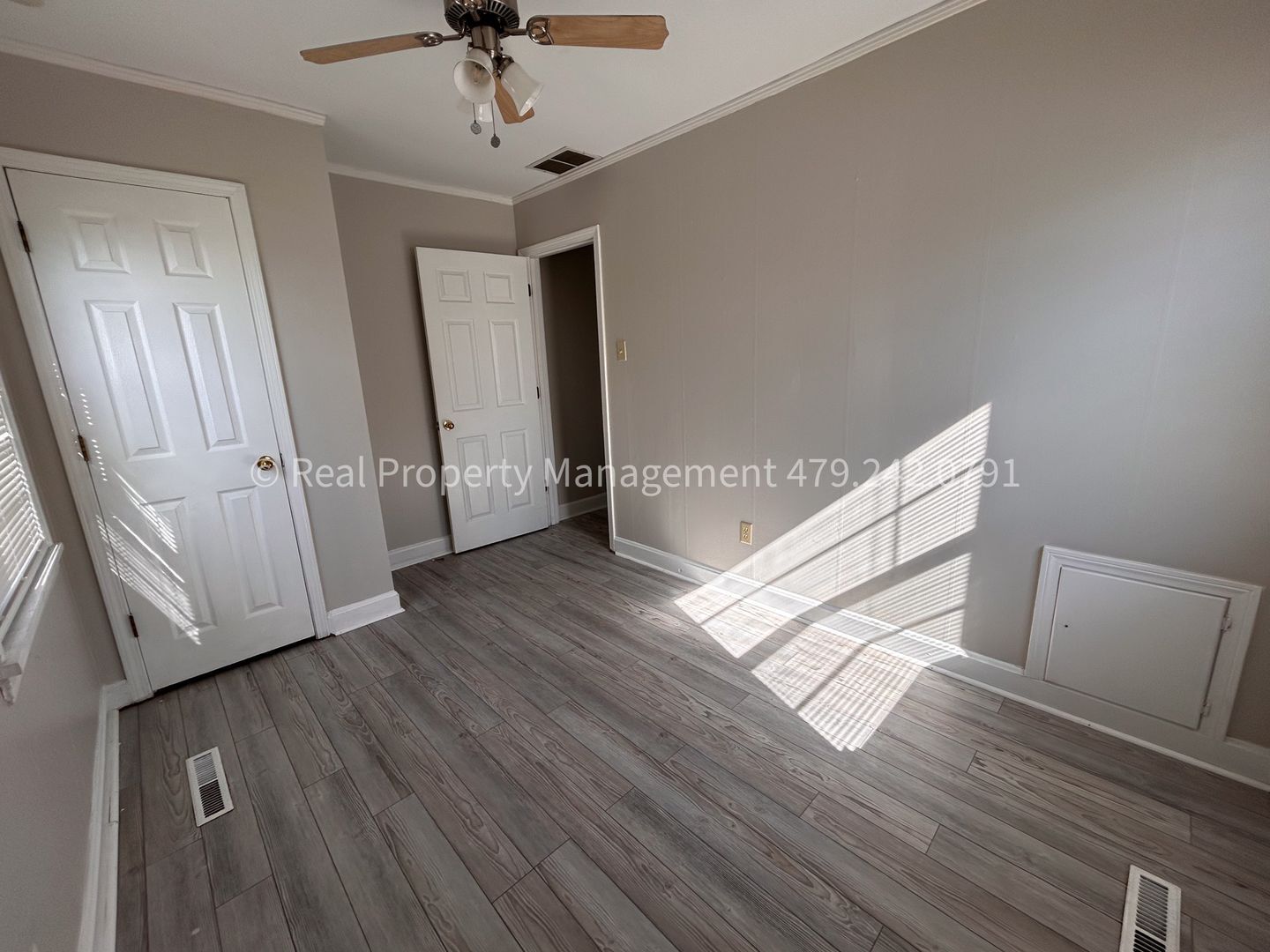 Building Photo - 4129 Stanard Ave
