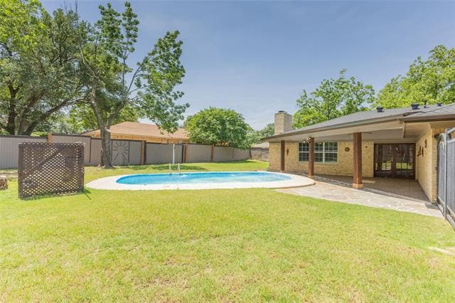 Building Photo - 2418 Ingleside Dr