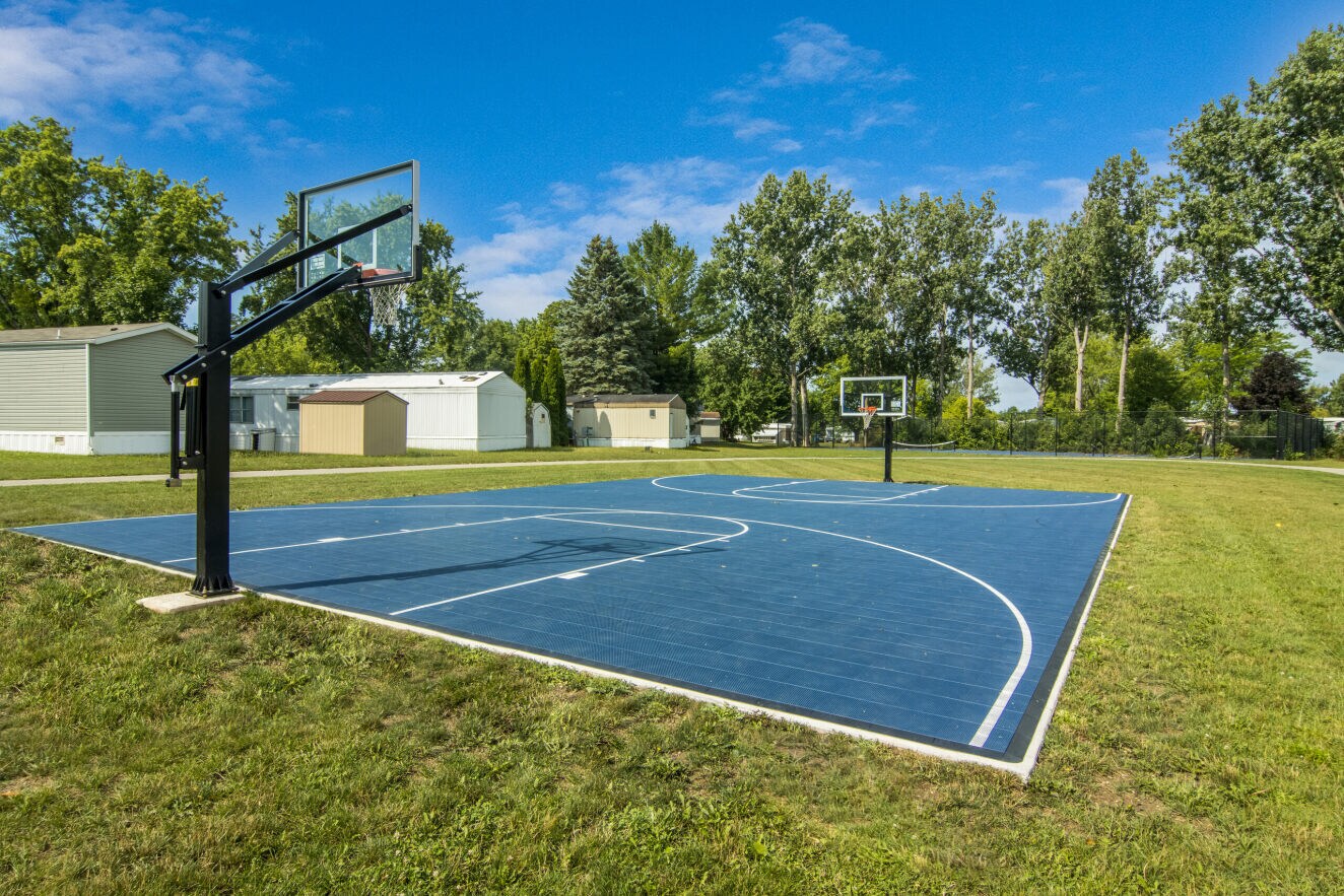 Building Photo - 4484 Goldenrod Dr