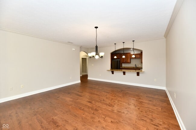 Building Photo - 8555 One W Dr