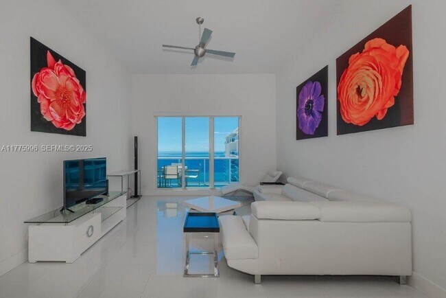 Building Photo - 2301 Collins Ave