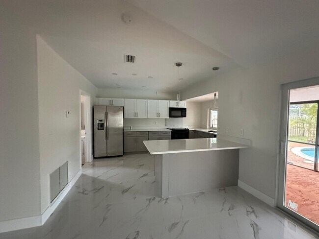 Building Photo - 2110 NW 109th Ave