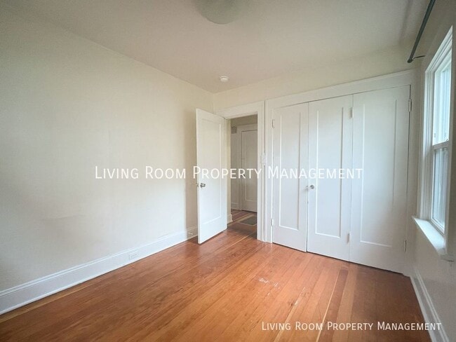 Building Photo - 1309 SE Pine St