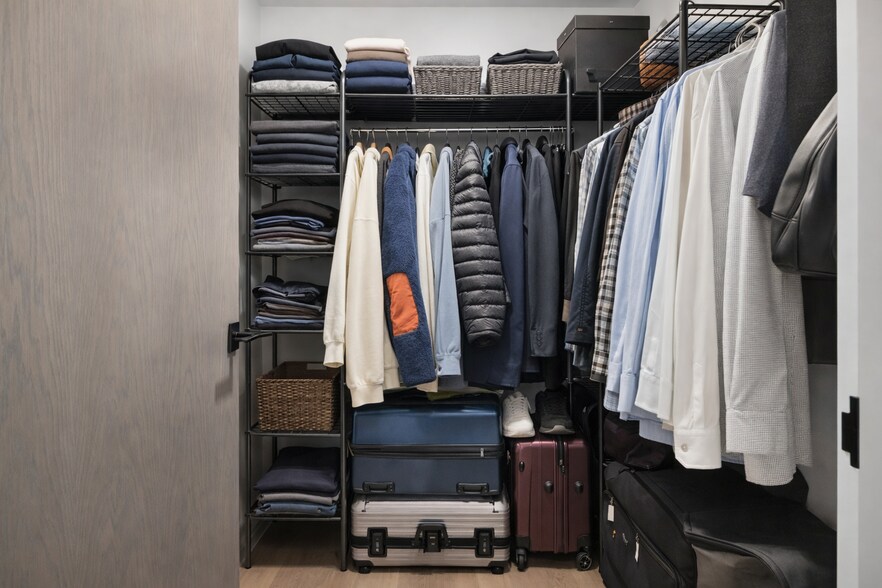 Building Photo - 55 Lagrange St