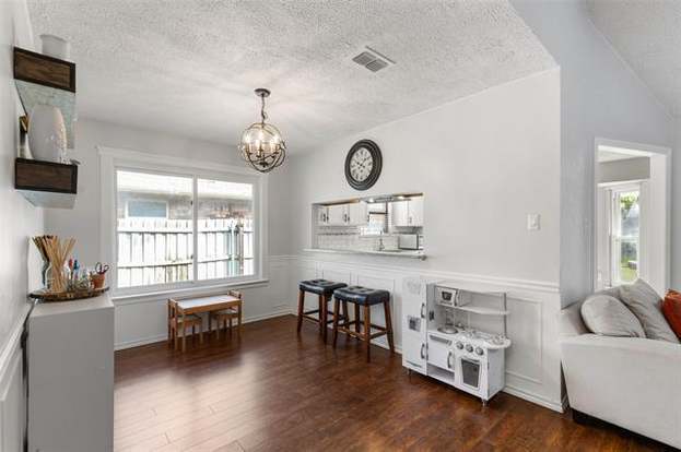 Building Photo - 990 Camden Dr