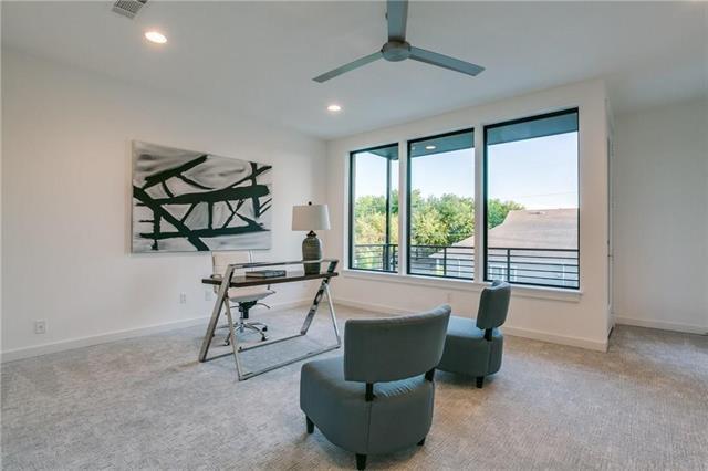 Building Photo - 5427 Melrose Ave