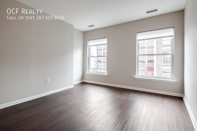 Building Photo - 234 N 3rd St