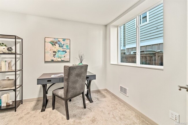 Building Photo - 3bd/2.25ba Seattle Townhome
