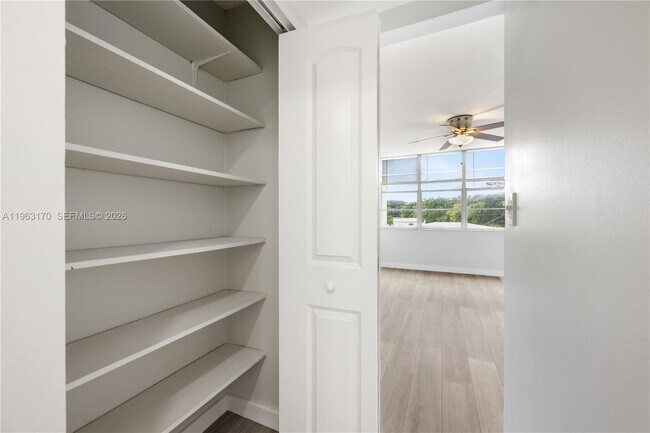 Building Photo - 16740 NE 9th Ave