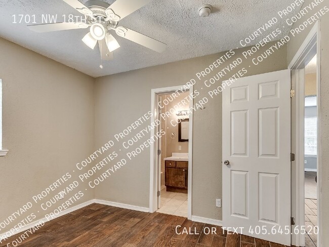 Building Photo - Beautiful 2 bed, 2 bath updated duplex in ...