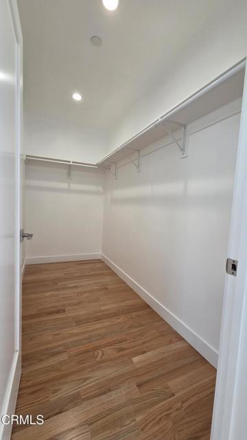 Building Photo - 915 N Ridgewood Pl