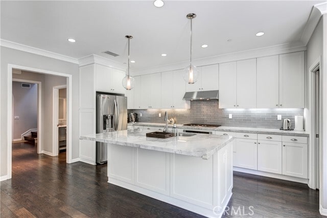 Building Photo - 72 Cherry Tree