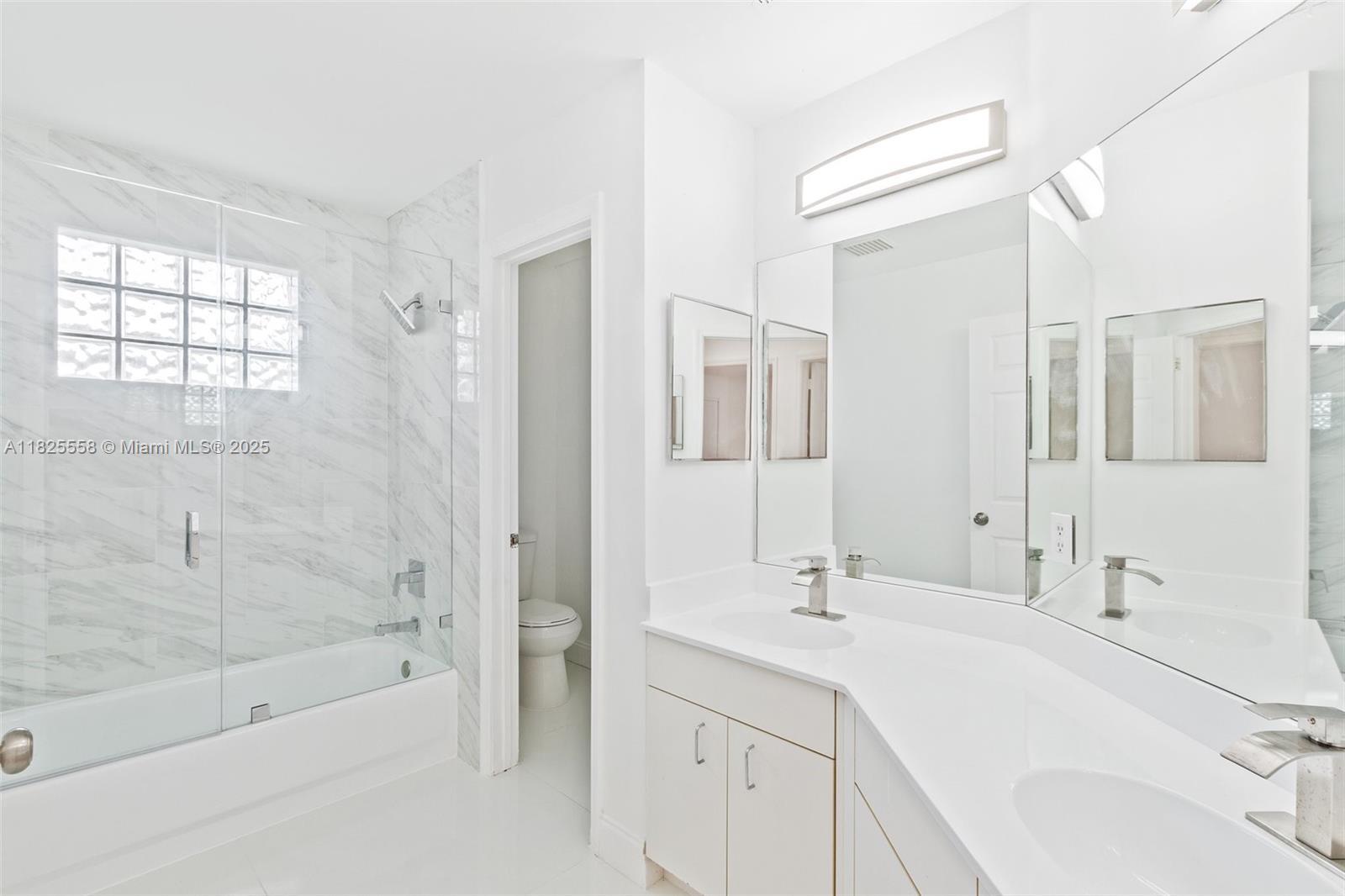 Building Photo - 15842 SW 14th St