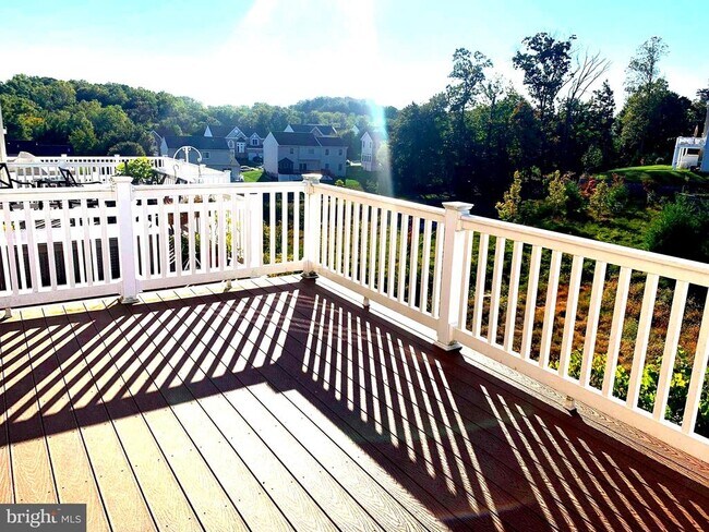 Building Photo - 9606 Julia Ln