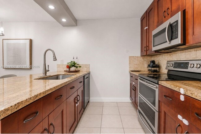 Building Photo - 804 SW 119th Way