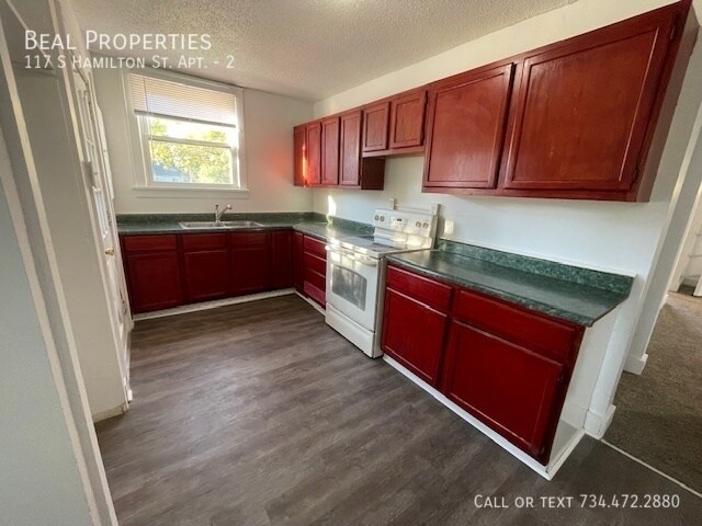 Building Photo - 117 S Hamilton St