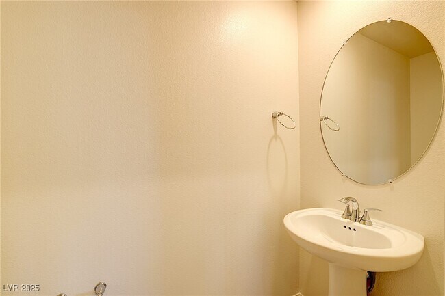 Building Photo - 3719 Via Allegro