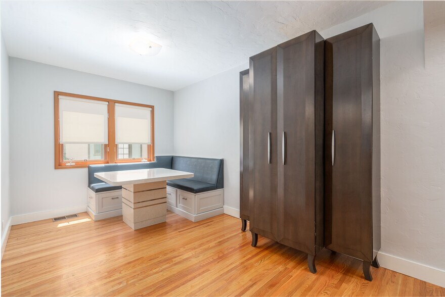 Dining Area - 8245 W 4th St