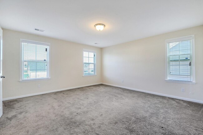 Building Photo - Available Soon!