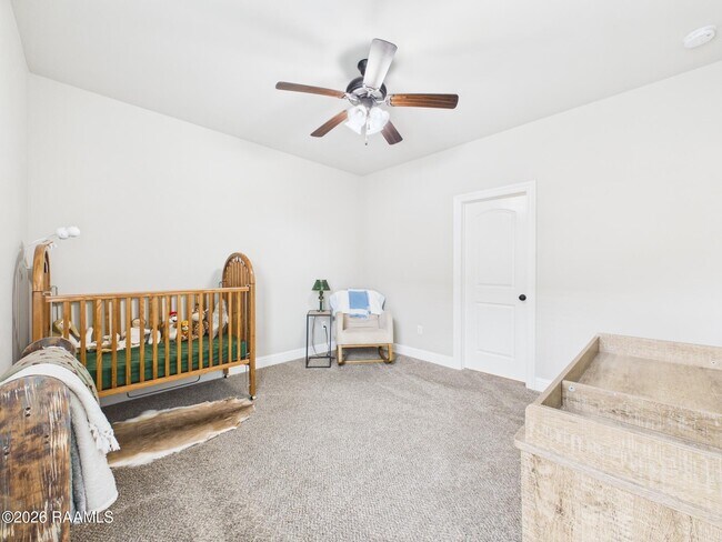 Building Photo - 100 Lacebark Dr