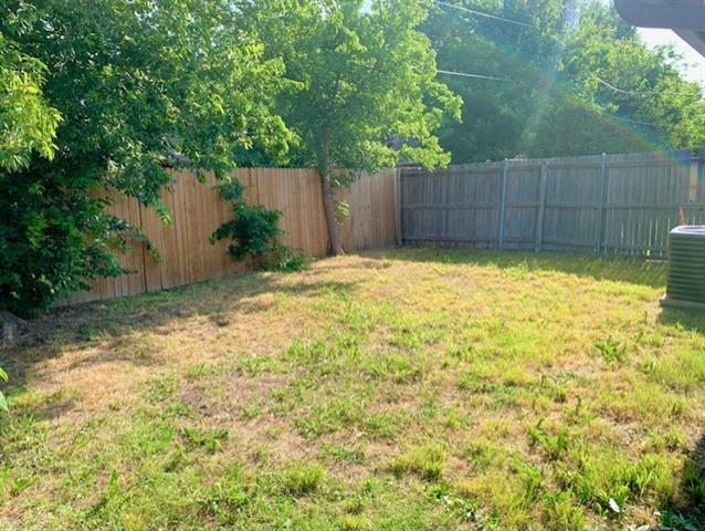 Building Photo - 717 Bluebonnet Dr