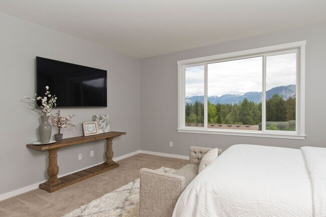 Building Photo - 4Bd/3Ba Snoqualmie House