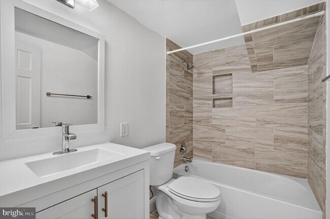 Building Photo - 1179 Ballantrae Ln