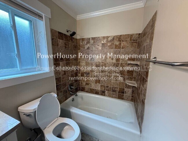 Building Photo - 120 Leeward Ln