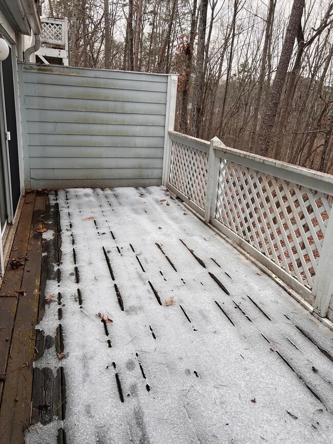 Building Photo - Condo on Lake Lanier!!!