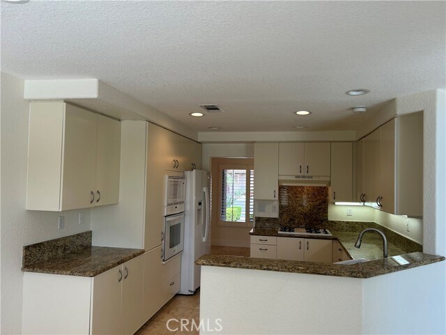 Building Photo - 23106 Port Antonio Way