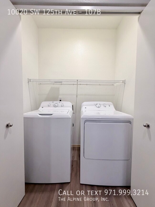 Building Photo - 10020 SW 125th Ave