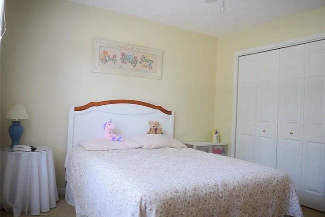 Building Photo - Spacious 3-Bedroom Home with Huge Daylight...