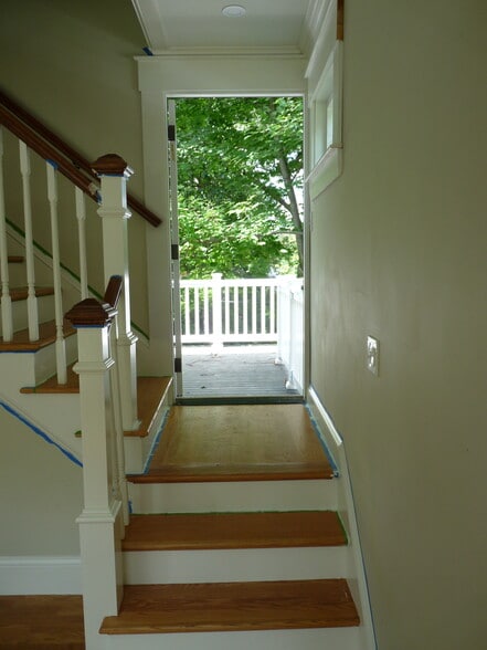 Building Photo - 31 Woodbine St