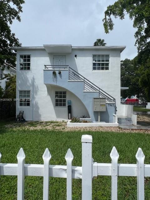 Building Photo - 1945 Marseille Dr