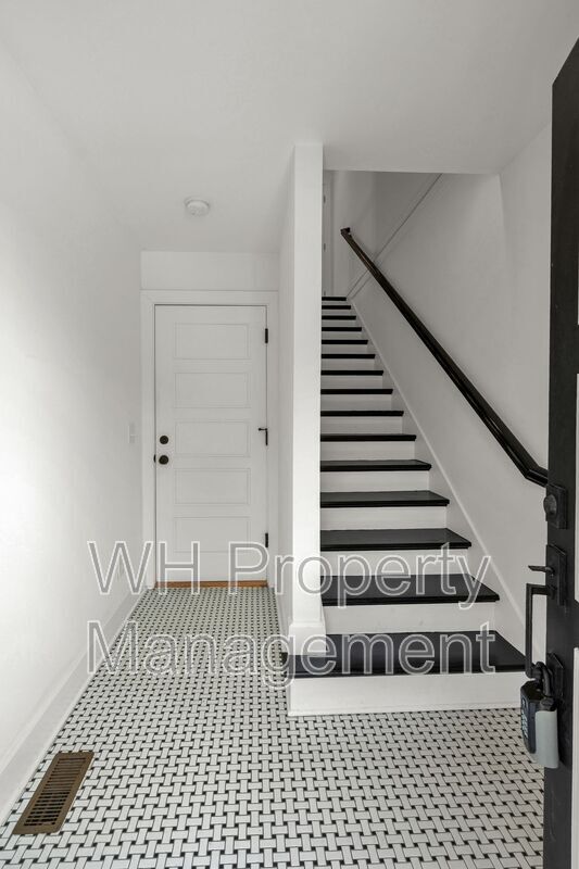 Building Photo - 1021 Elvira Ave