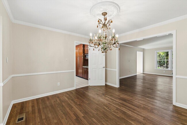 Building Photo - 602 Middlebrooks Cir