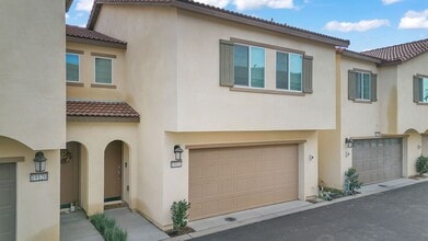 Building Photo - 19132 Ash Grv St