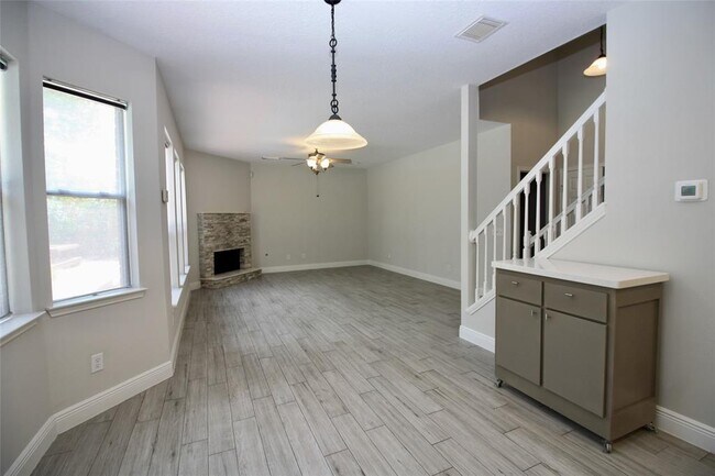 Building Photo - 5503 Medallion Pointe Ct