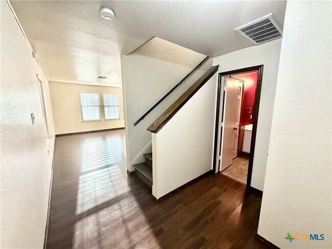 Building Photo - 5508 Tabby Cove