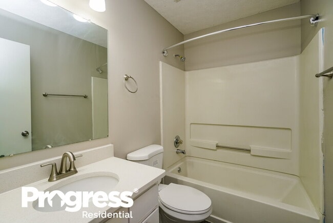 Building Photo - 5125 Renmill Dr