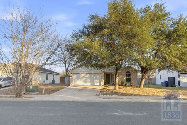 Building Photo - 606 Colonial Park Blvd