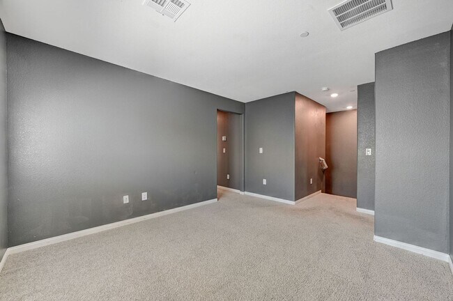 Building Photo - 2021 TOWNHOME IN GATED COMMUNITY N LAS VEGAS