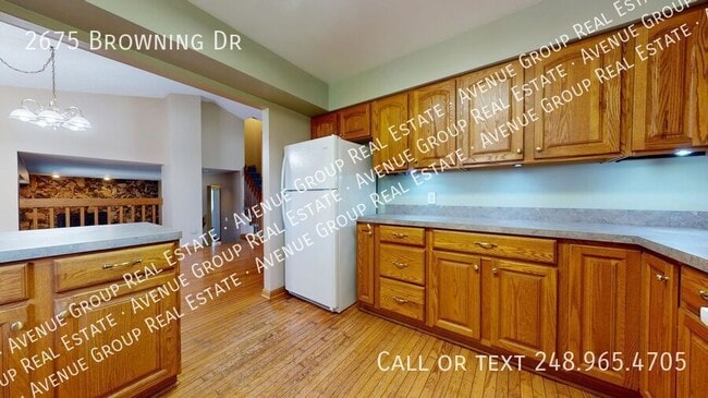 Building Photo - 2675 Browning Dr