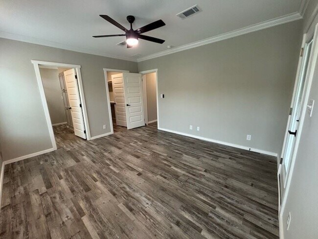 Building Photo - 5033 Coquina Crossing Dr