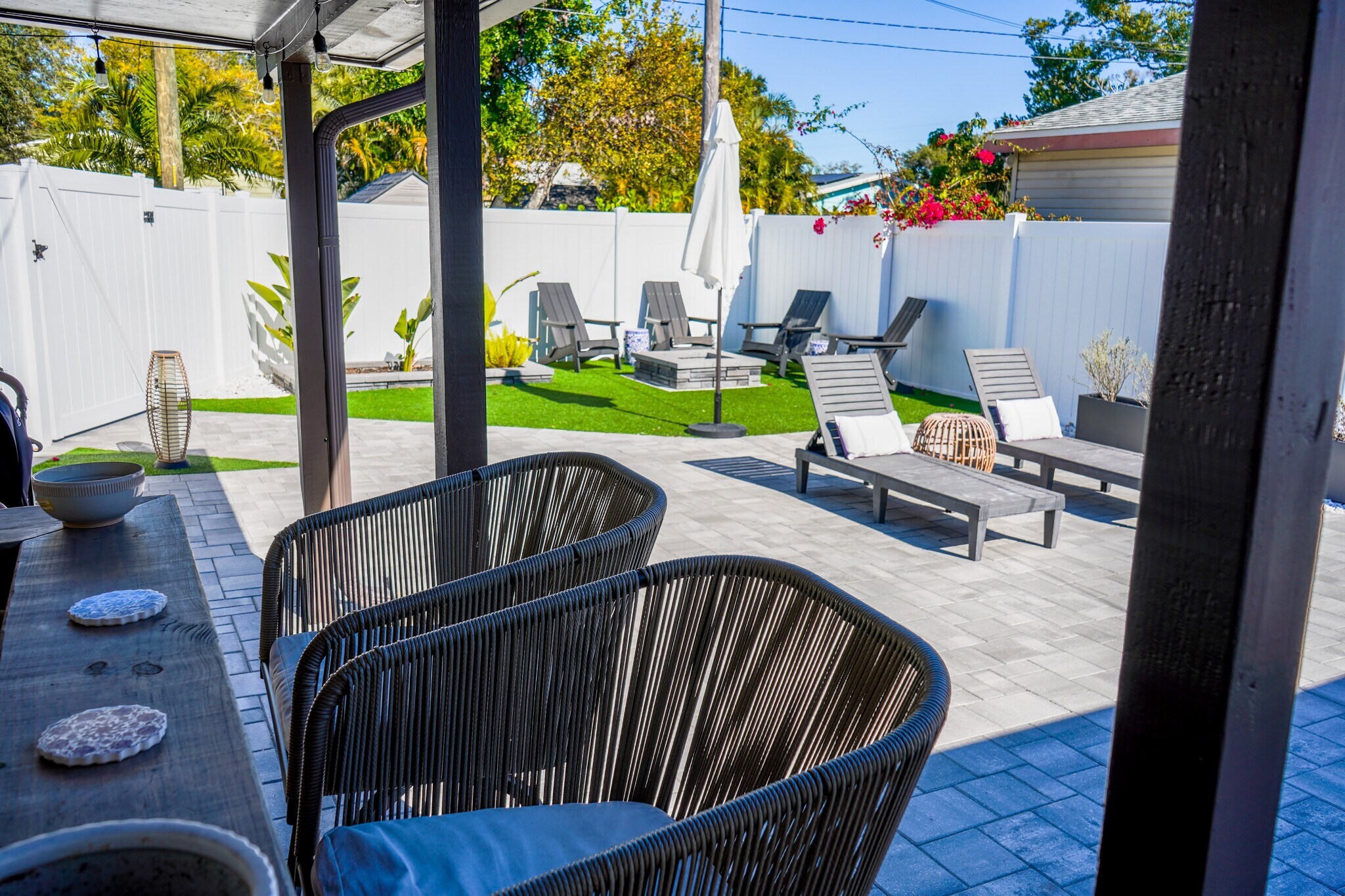 Building Photo - 3835 4th Ave N